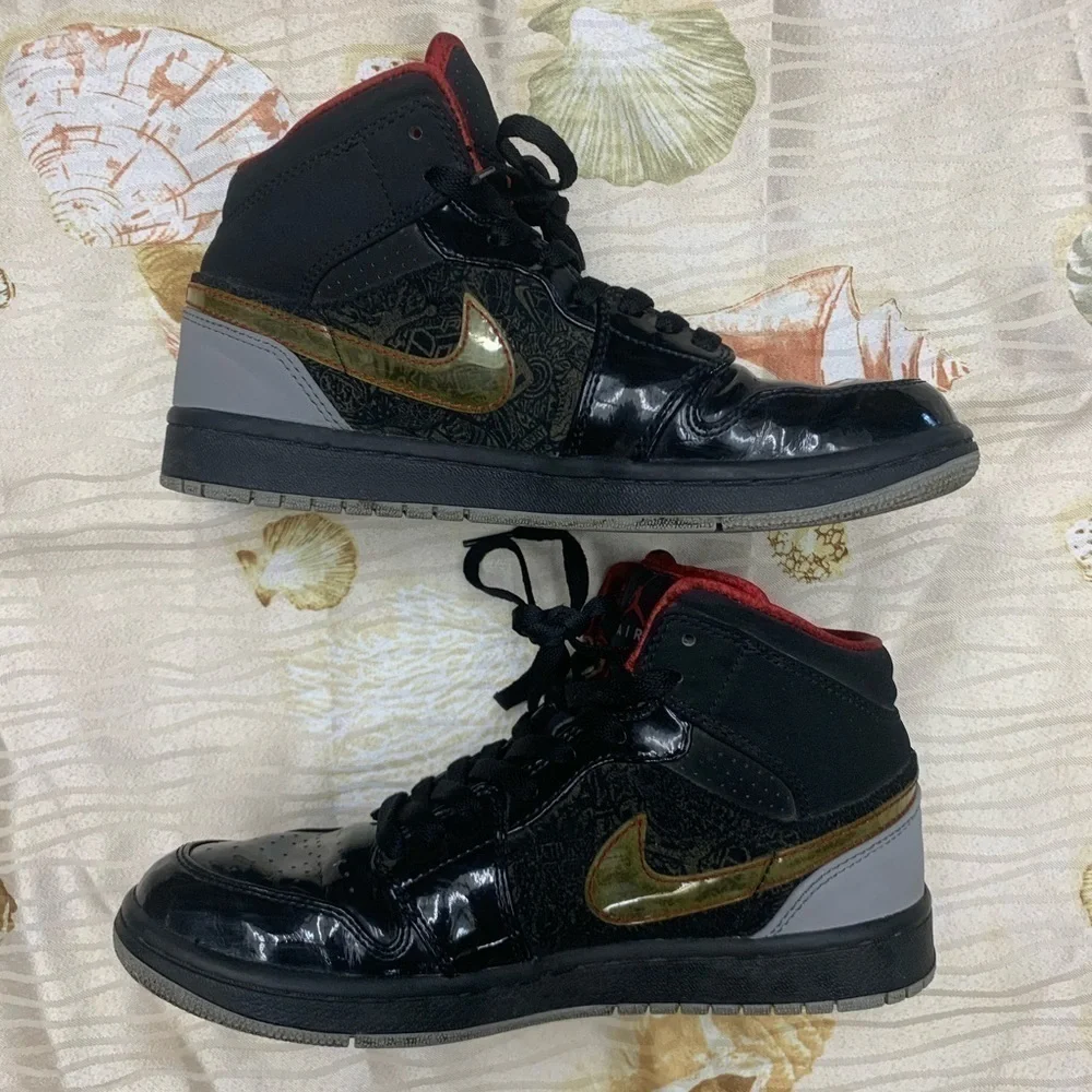 Air Jordan 1 retro high‎ sneakers
